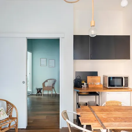 Happy Travelers By Solutions Appartement Como