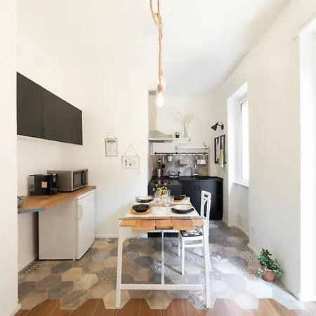 Happy Travelers By Solutions Apartment