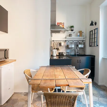 Apartment Happy Travelers By Solutions